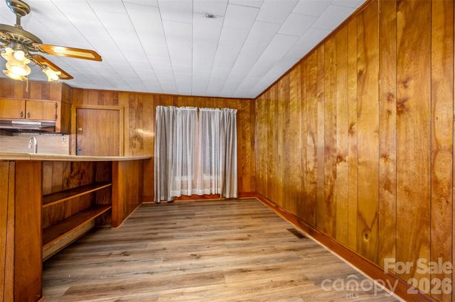 504 Old Henrietta Road, Forest City, NC 28043