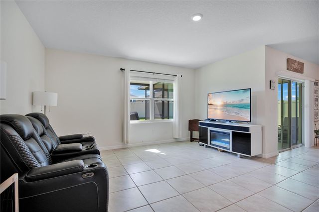 3768 BOTANICAL WAY, Sanford, FL 32773