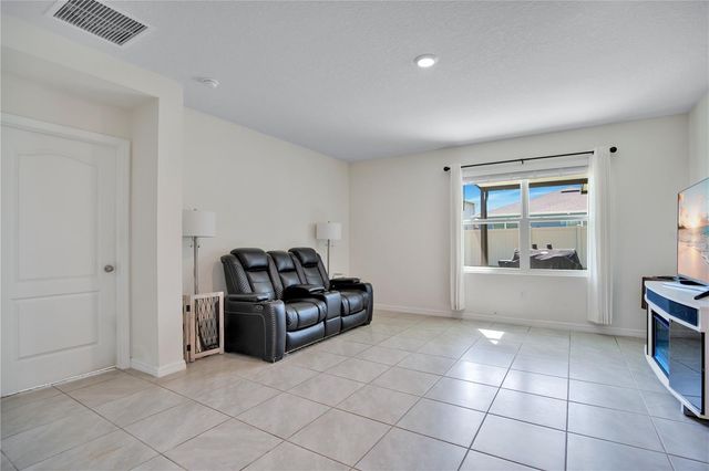 3768 BOTANICAL WAY, Sanford, FL 32773