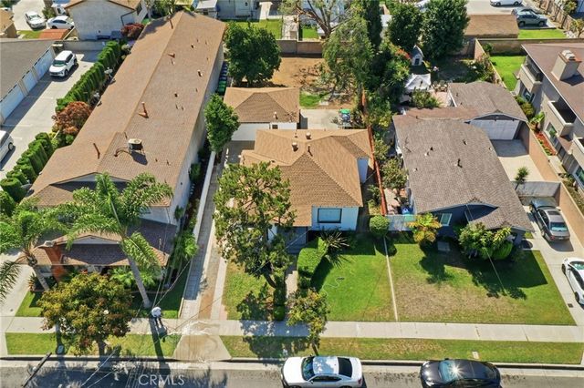 9556 Mayne, Bellflower, CA 90706