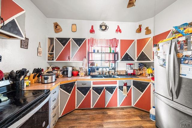 511 S 13th St, Rocky Ford, CO 81067