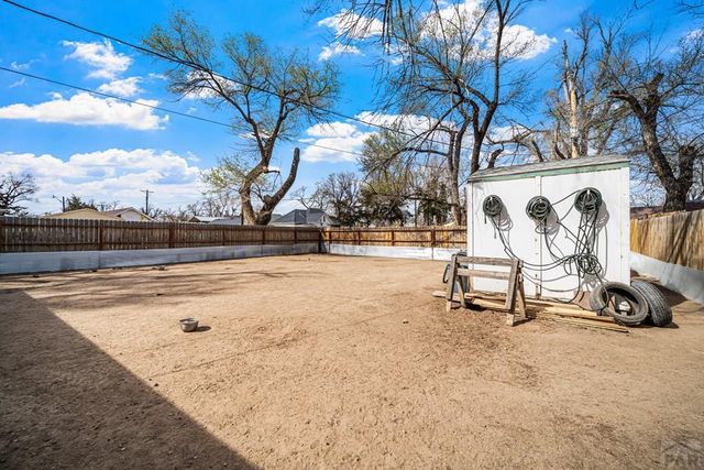 511 S 13th St, Rocky Ford, CO 81067