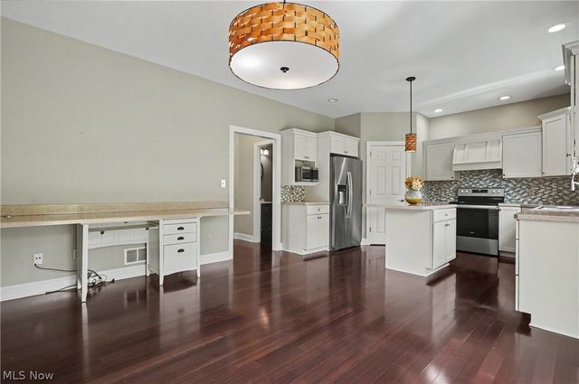 1162 Windward Lane, Kent, OH 44240