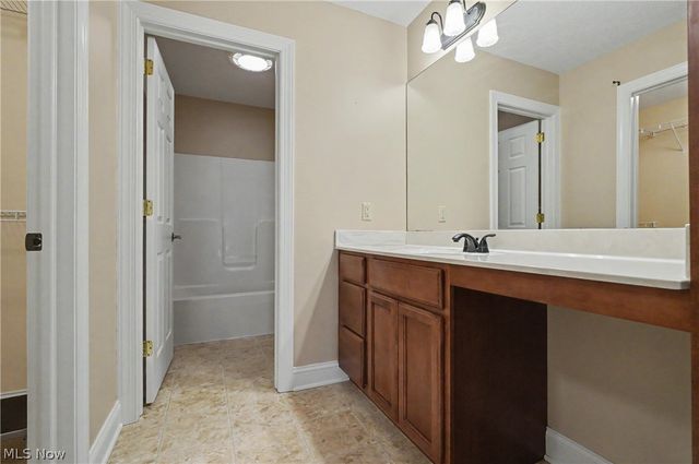 1162 Windward Lane, Kent, OH 44240
