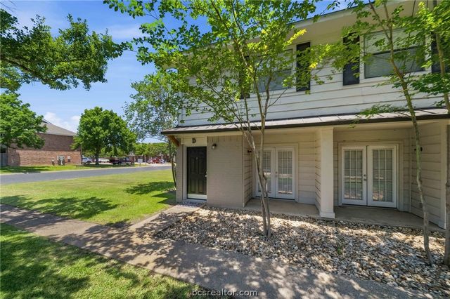 1406 Summit Street D, College Station, TX 77845