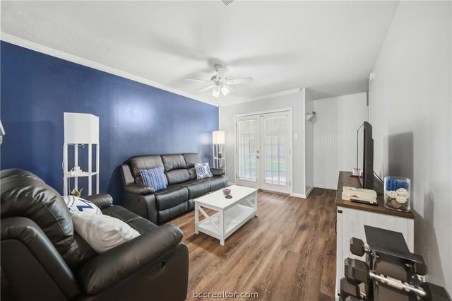 1406 Summit Street D, College Station, TX 77845