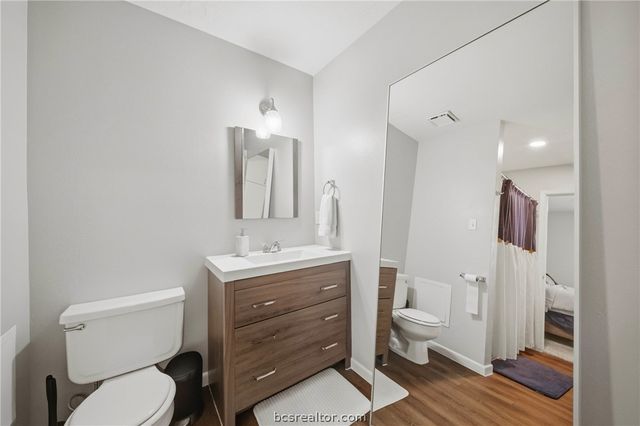 1406 Summit Street D, College Station, TX 77845