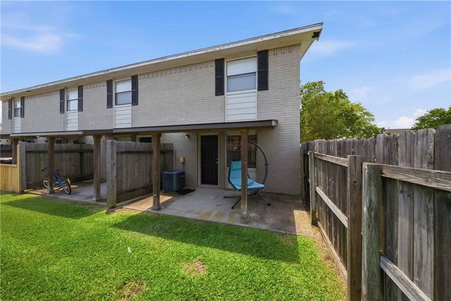 1406 Summit Street D, College Station, TX 77845