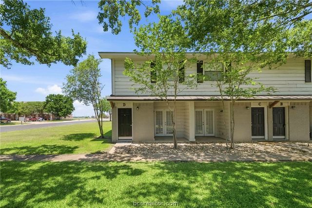 1406 Summit Street D, College Station, TX 77845