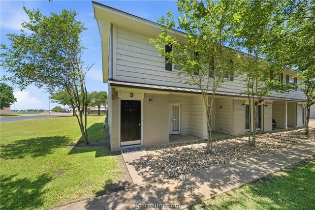 1406 Summit Street D, College Station, TX 77845
