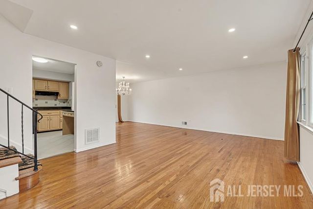 1035 Hillside Drive, North Brunswick, NJ 08902