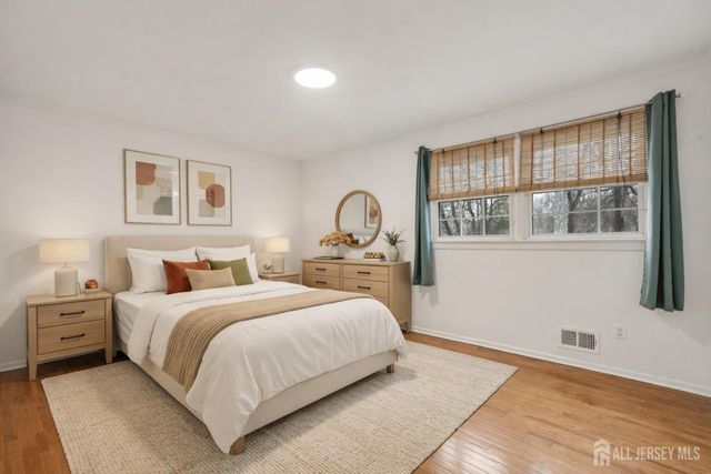 1035 Hillside Drive, North Brunswick, NJ 08902