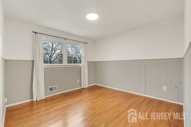 1035 Hillside Drive, North Brunswick, NJ 08902