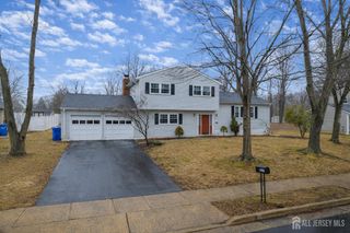 1035 Hillside Drive, North Brunswick, NJ 08902