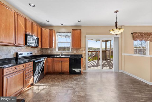 501 SANDPIPER LN, New Cumberland, PA 17070