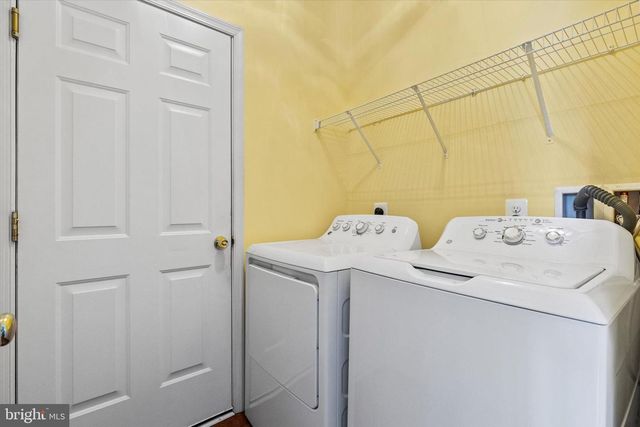501 SANDPIPER LN, New Cumberland, PA 17070