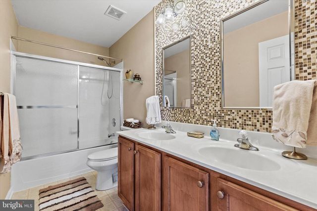 501 SANDPIPER LN, New Cumberland, PA 17070
