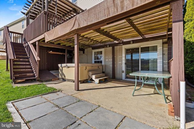 501 SANDPIPER LN, New Cumberland, PA 17070