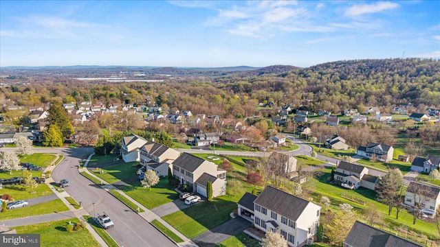501 SANDPIPER LN, New Cumberland, PA 17070
