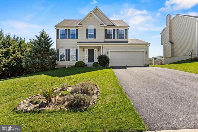 501 SANDPIPER LN, New Cumberland, PA 17070