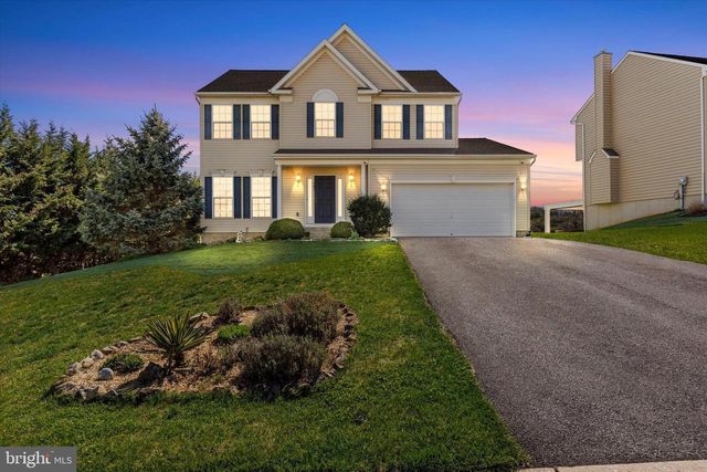 501 SANDPIPER LN, New Cumberland, PA 17070