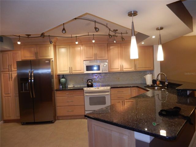 5151 ISLA KEY BOULEVARD S 324, St Petersburg, FL 33715