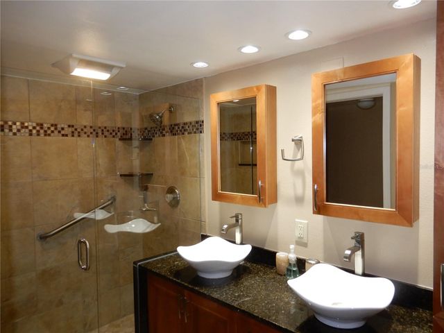 5151 ISLA KEY BOULEVARD S 324, St Petersburg, FL 33715