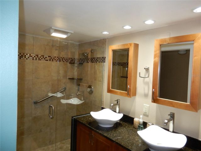 5151 ISLA KEY BOULEVARD S 324, St Petersburg, FL 33715