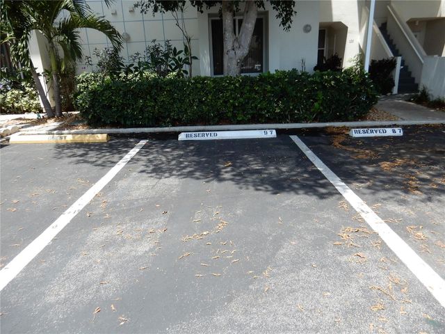 5151 ISLA KEY BOULEVARD S 324, St Petersburg, FL 33715