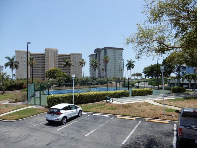5151 ISLA KEY BOULEVARD S 324, St Petersburg, FL 33715
