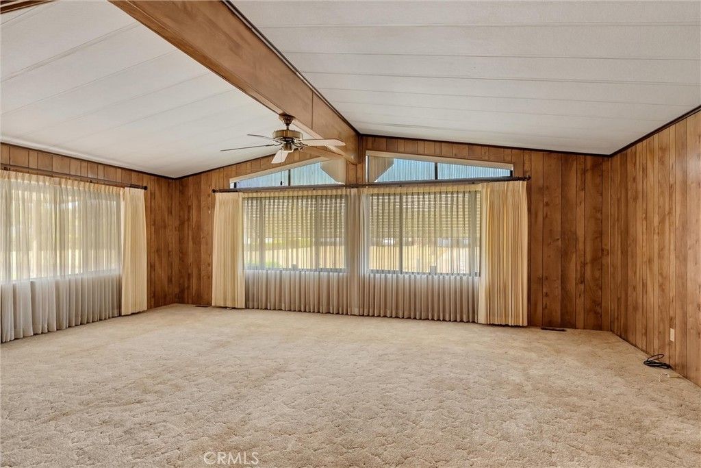 Image 5 of property listing at 1595 Manzanita 4, Chico, CA 95926