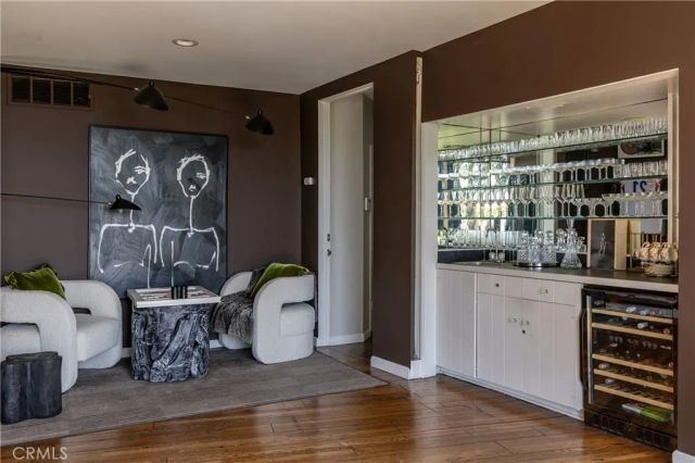 1110 Bel Air Place, Los Angeles, CA 90077