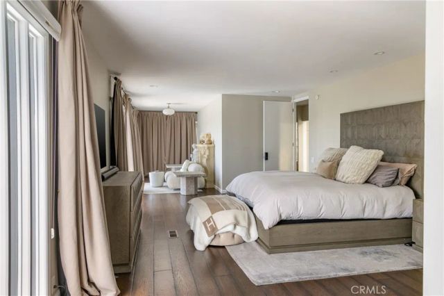 1110 Bel Air Place, Los Angeles, CA 90077