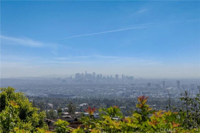 1110 Bel Air Place, Los Angeles, CA 90077