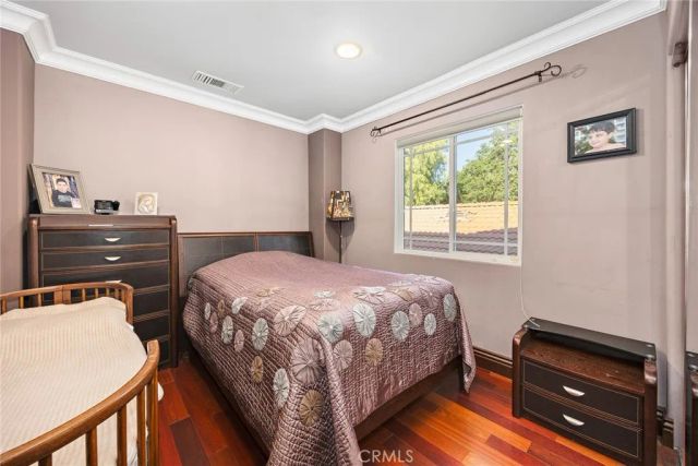 10610 Oak Tree Way, Sunland, CA 91040