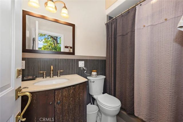 10610 Oak Tree Way, Sunland, CA 91040