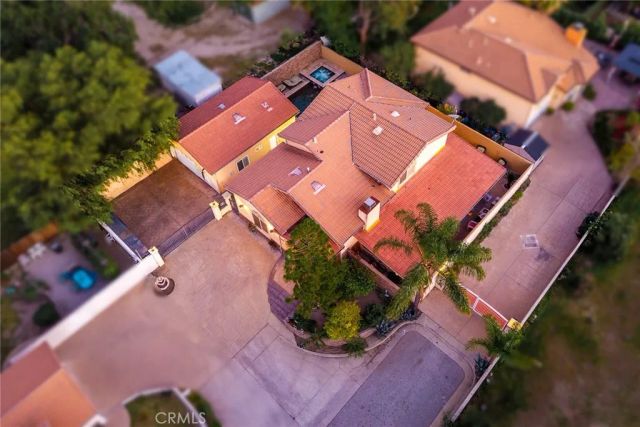 10610 Oak Tree Way, Sunland, CA 91040