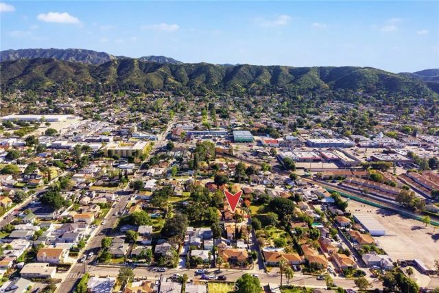 10610 Oak Tree Way, Sunland, CA 91040