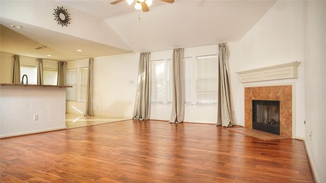 12427 Aubreywood Lane, Houston, TX 77070