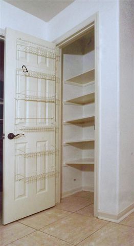 12427 Aubreywood Lane, Houston, TX 77070