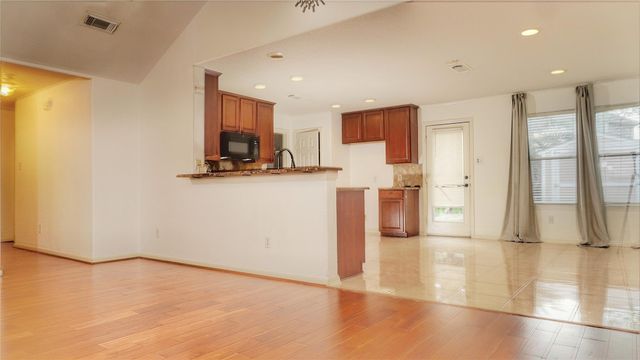 12427 Aubreywood Lane, Houston, TX 77070