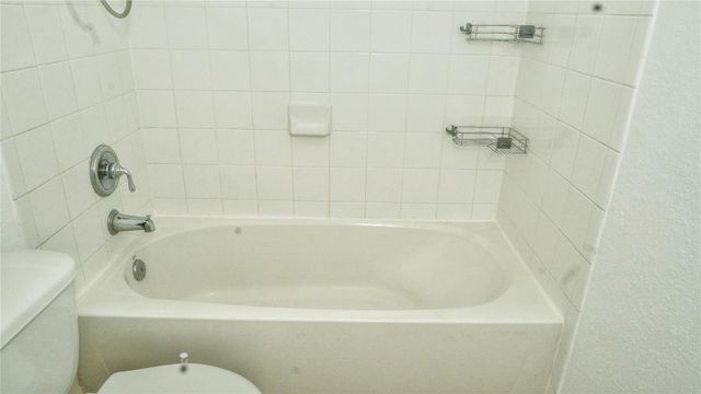 12427 Aubreywood Lane, Houston, TX 77070