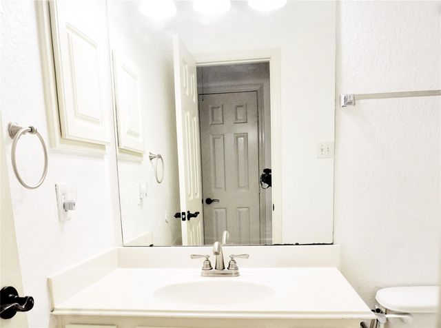 12427 Aubreywood Lane, Houston, TX 77070