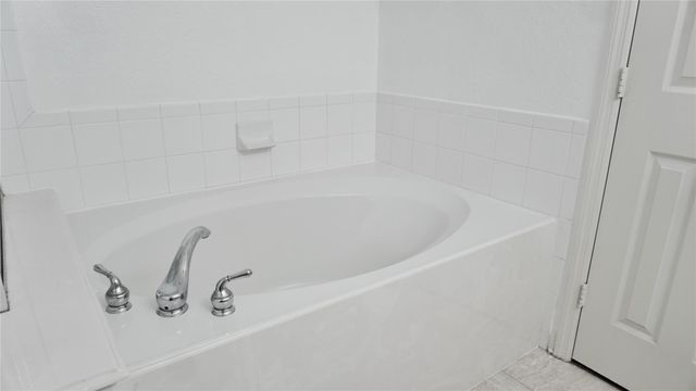 12427 Aubreywood Lane, Houston, TX 77070