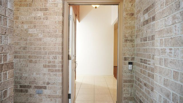 12427 Aubreywood Lane, Houston, TX 77070