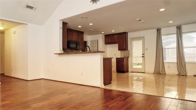 12427 Aubreywood Lane, Houston, TX 77070