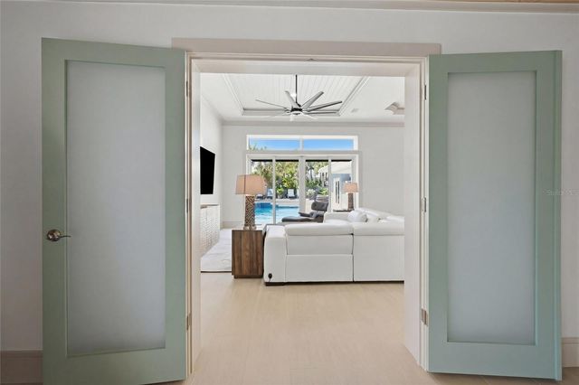 408 JACKSON DRIVE, Sarasota, FL 34236