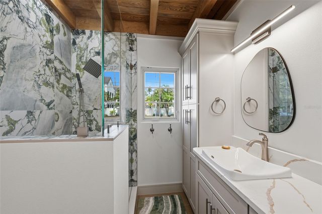 408 JACKSON DRIVE, Sarasota, FL 34236