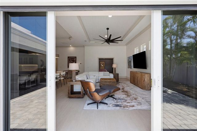 408 JACKSON DRIVE, Sarasota, FL 34236