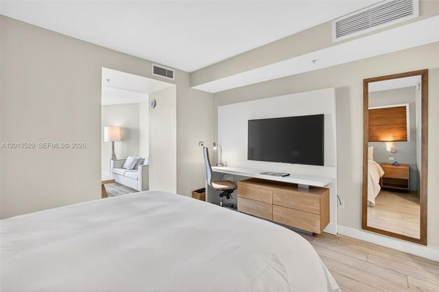 505 N Fort Lauderdale Beach Blvd 2103, Fort Lauderdale, FL 33304